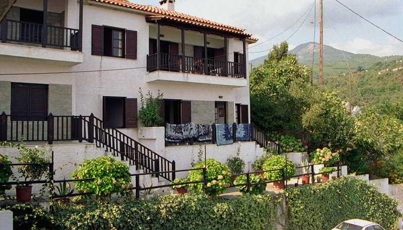 Papa Nero Studios And Apartments Agios Ioannis  Exterior foto