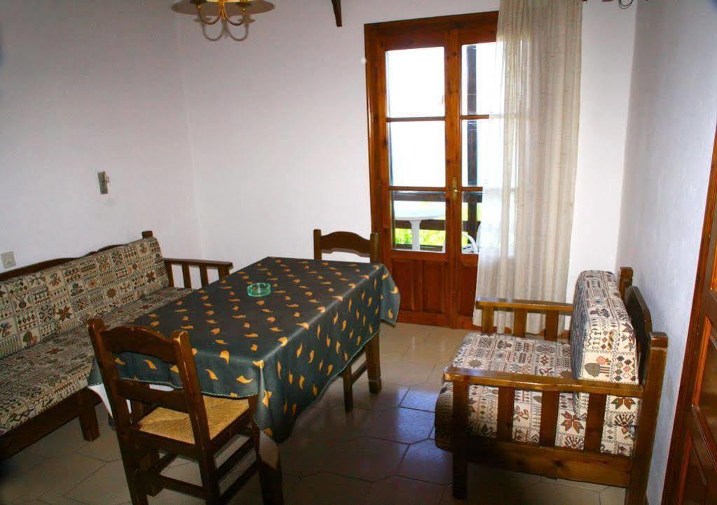 Papa Nero Studios And Apartments Agios Ioannis  Exterior foto
