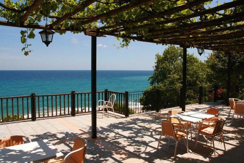 Papa Nero Studios And Apartments Agios Ioannis  Exterior foto